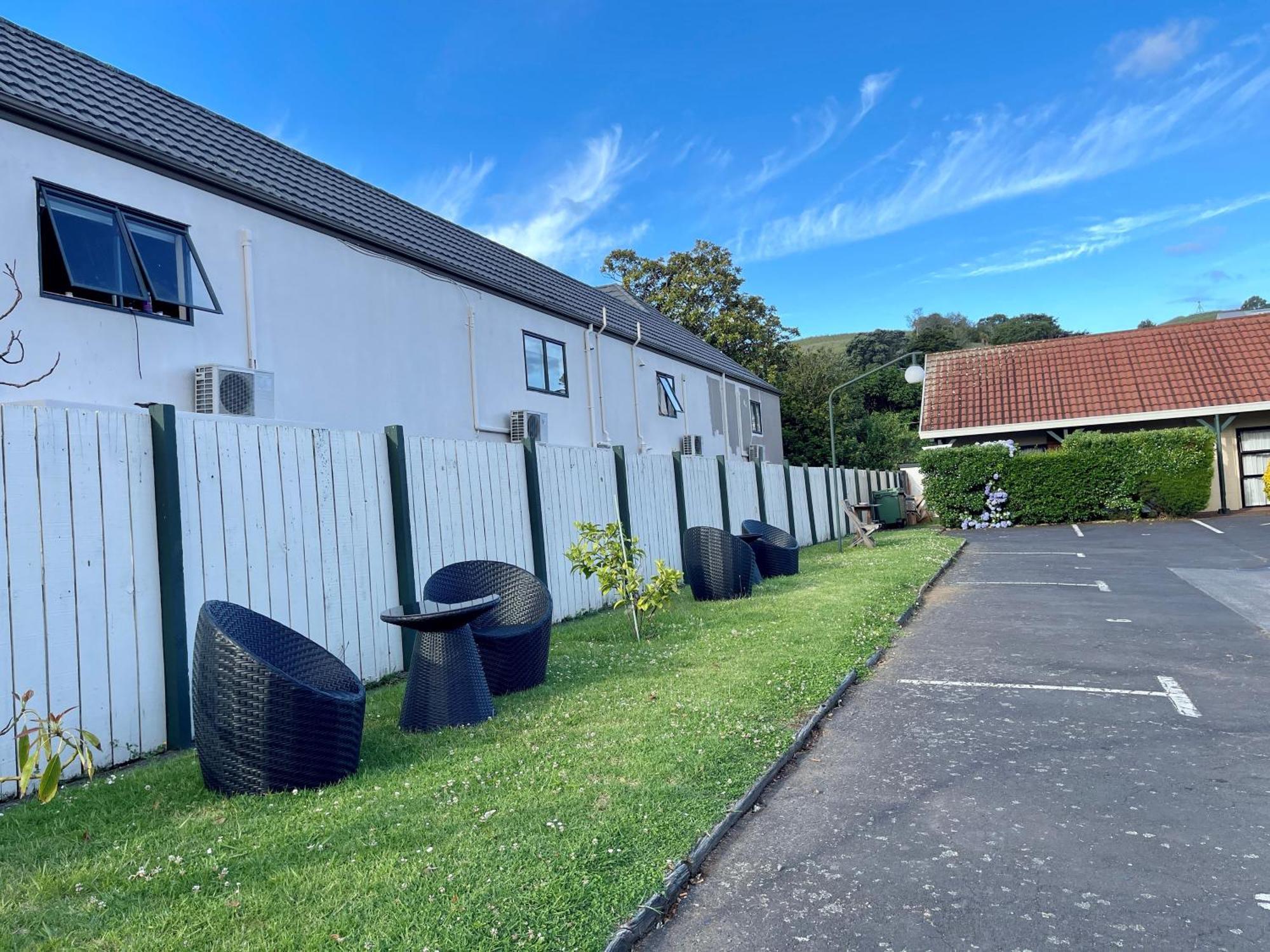 Tudor Court Motor Lodge Auckland Eksteriør billede