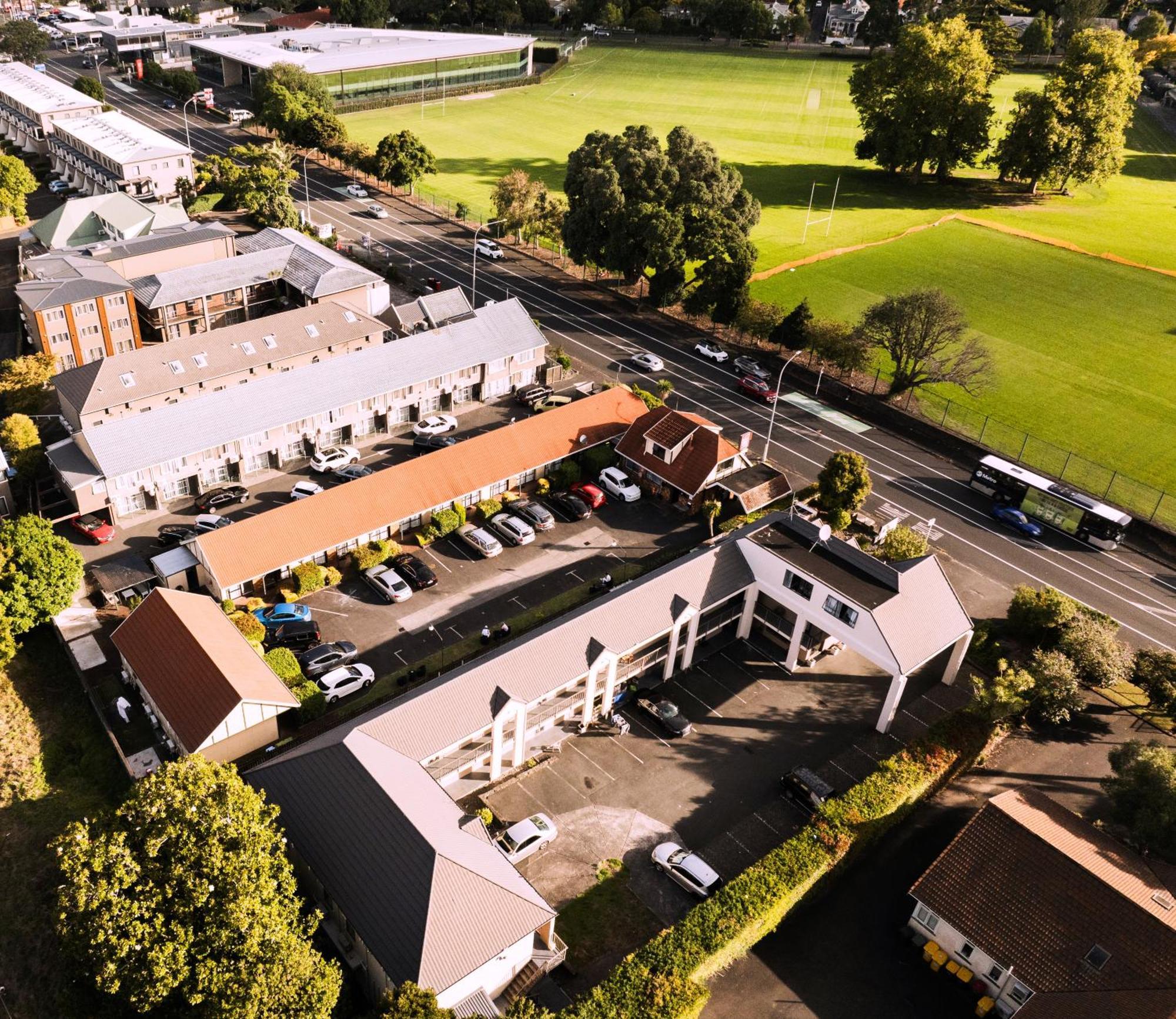 Tudor Court Motor Lodge Auckland Eksteriør billede