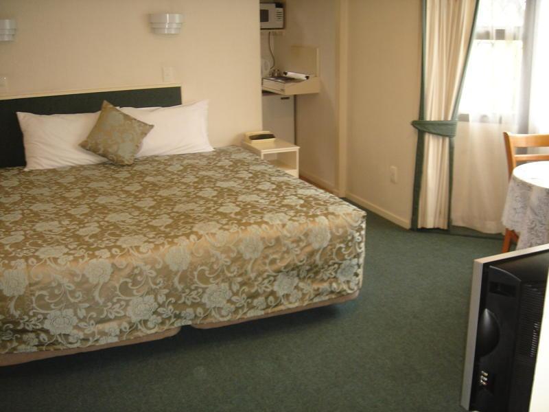 Tudor Court Motor Lodge Auckland Eksteriør billede