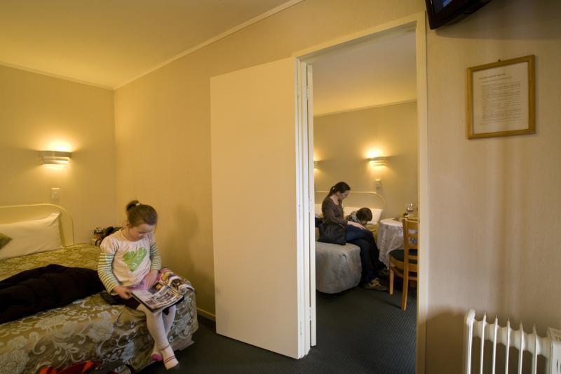 Tudor Court Motor Lodge Auckland Eksteriør billede